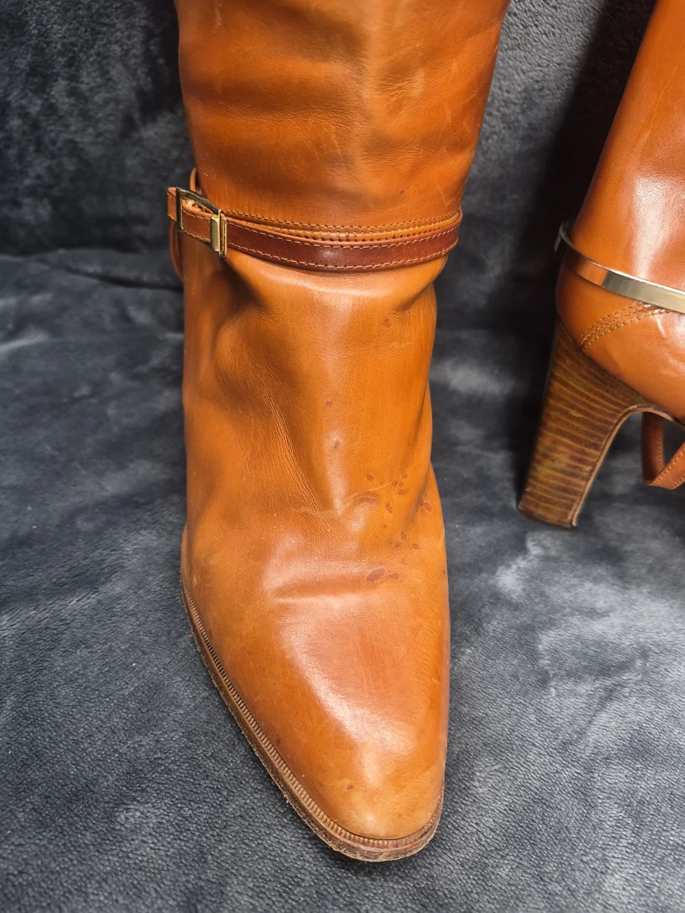 Vtg Cognac Brown Leather Classic Knee High Boots Ankle Strap Gold Tone 7.5